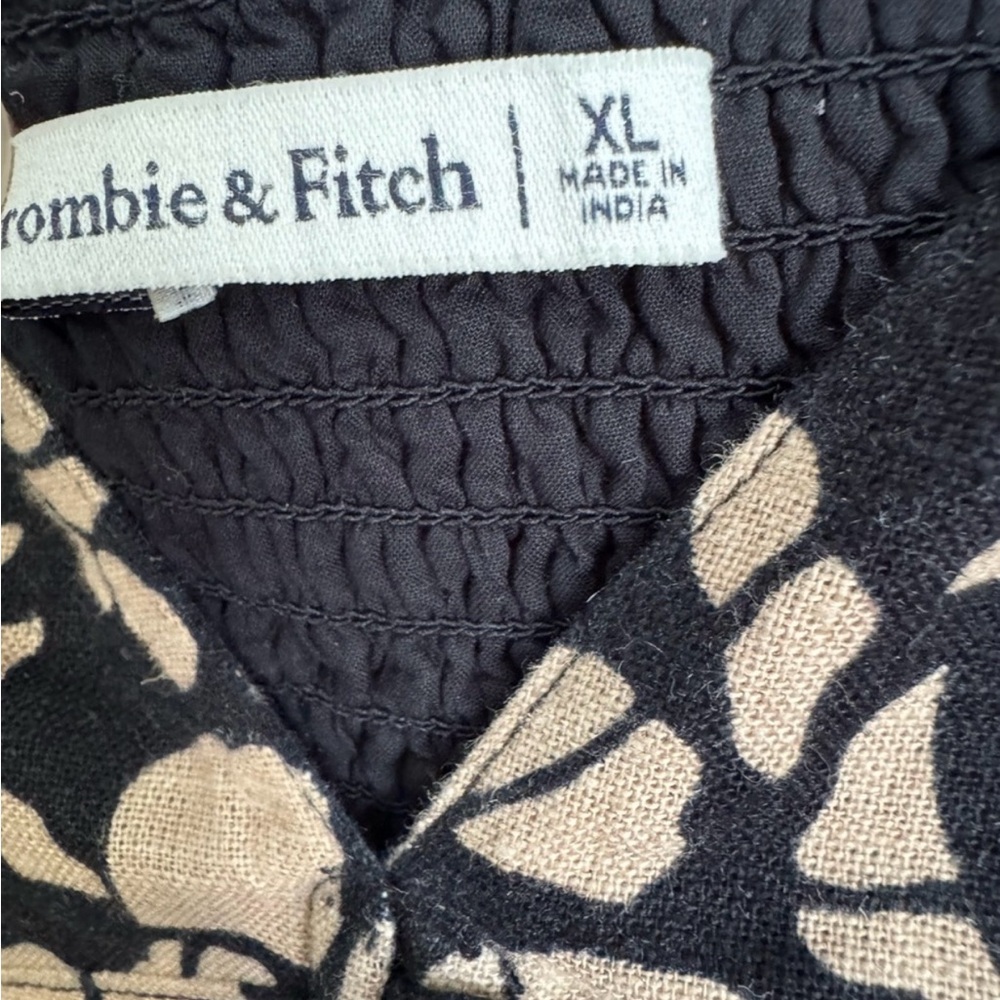 Abercrombie & Fitch Black and Cream Floral Maxi Dress - Picture 5 of 6